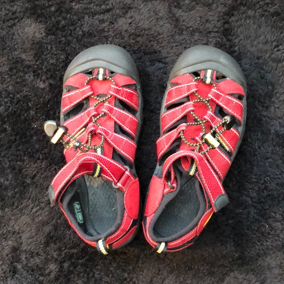 Keen Other - Keen Sandals Red/Yellow Size 4